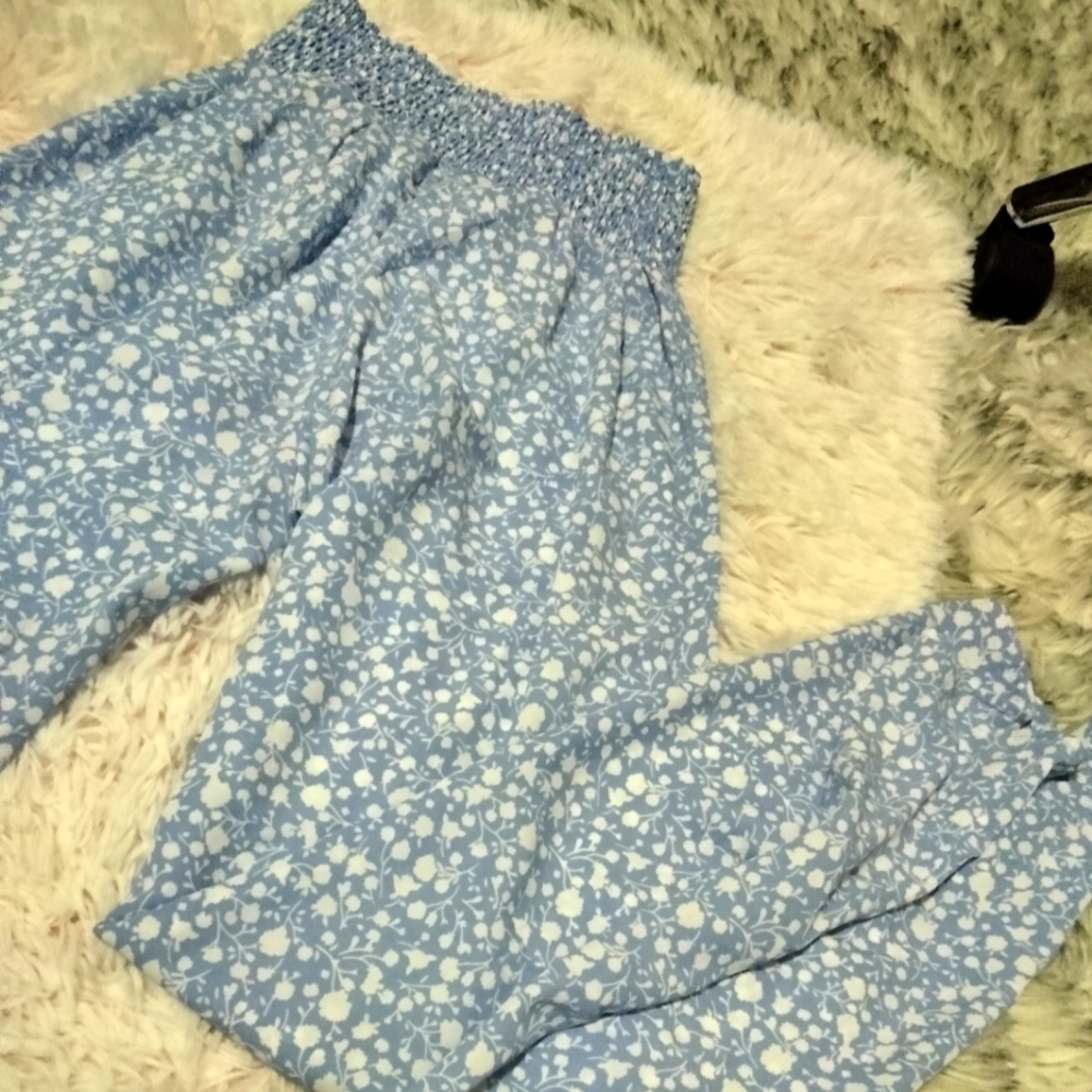 Pants - Picture 2 of 3
